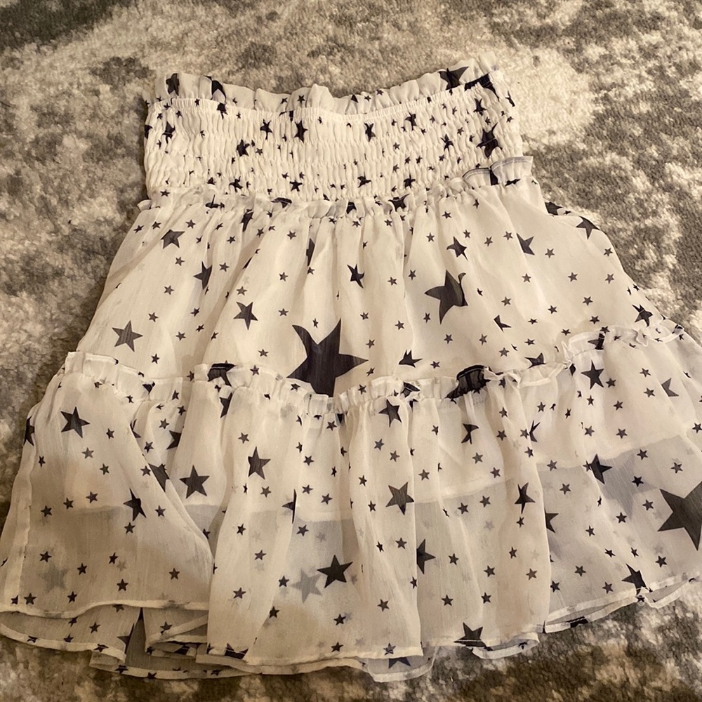 Storia white skirt with black stars!! Size S